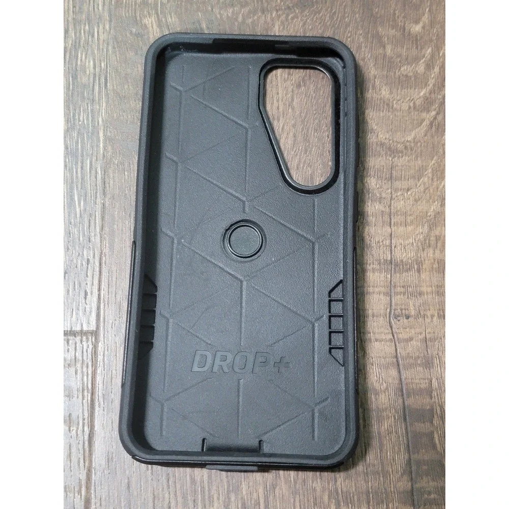 Otterbox Commuter‎ Series Black Phone Case for Galaxy S24